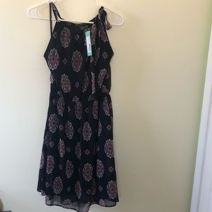 Papermoom Fatima Knee Length Dress